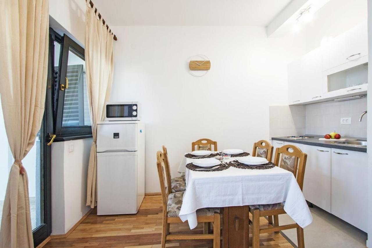 Apartment Andrejka Peroj Eksteriør bilde
